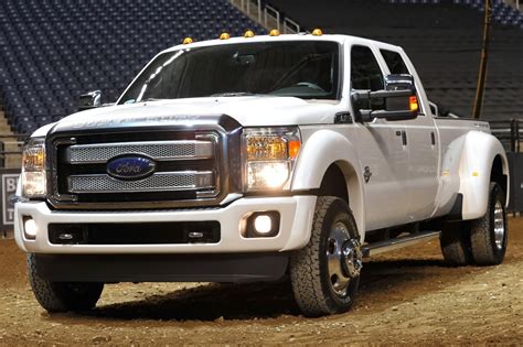 Used 2015 Ford F 350 Super Duty Crew Cab Pricing For Sale Edmunds