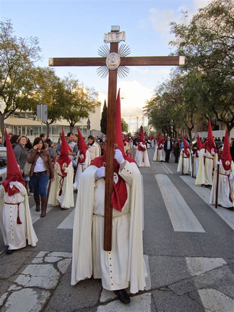 Cirial de Sevilla: LAS CRUCES DE GUÍA