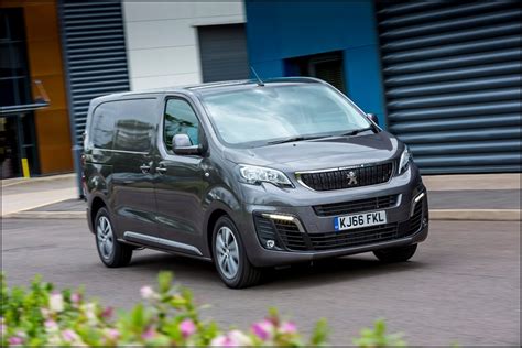 Peugeot Expert Van Fiyat Listesi ve Özellikleri 2023 OtoAyar