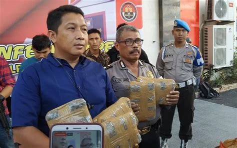 Polrestabes Makassar Gagalkan Peredaran Ganja 5 Kg Dari Medan Jawa Pos