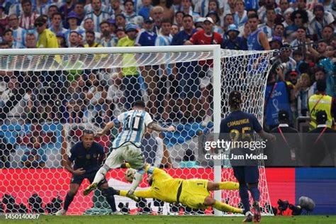 Messi Kicking Goal Photos and Premium High Res Pictures - Getty Images