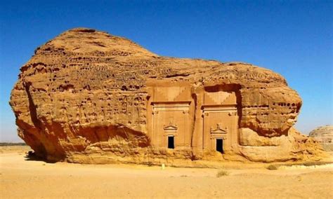 Kota Madain Saleh Destinasi Wisata Yang Konon Namira Travel