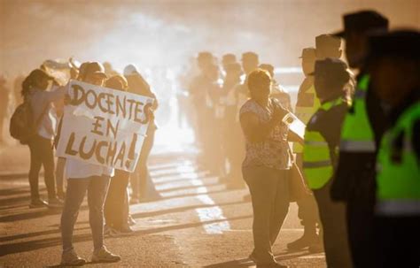 Represi N En Salta Detenidos Por Una Protesta Salarial De Docentes