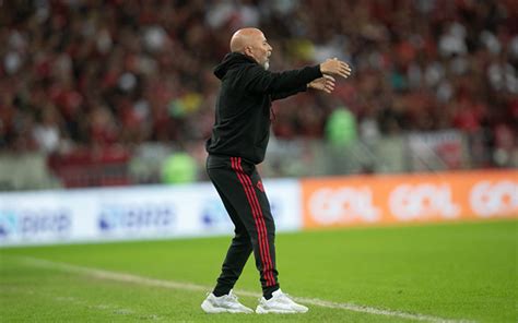 Sampaoli pode seguir como técnico do Flamengo em jogo contra o Bahia