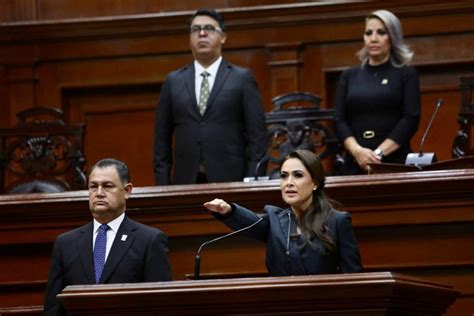 Rinde Protesta La Primera Gobernadora De Aguascalientes En Tendencia