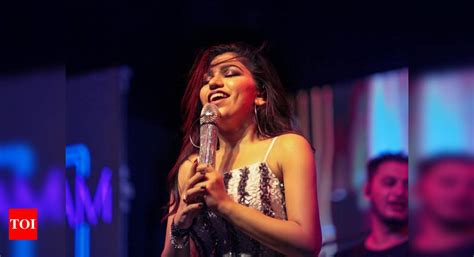 Tulsi Kumar To Record Reprised Version Of Malang Song Phir Na Milen