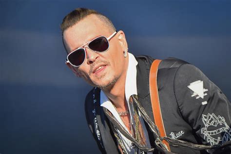 Johnny Depp Alters His Amber Heard Tattoo Again This Time From Scum