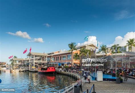 Bayside Mall Photos and Premium High Res Pictures - Getty Images