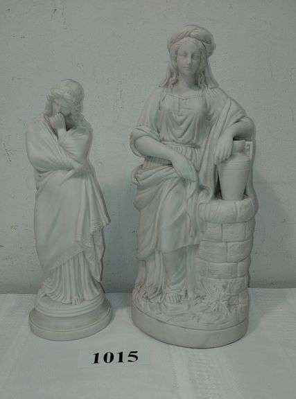 2 ceramic (bisque ?) figurines - Mark Van Hook, Auctioneer