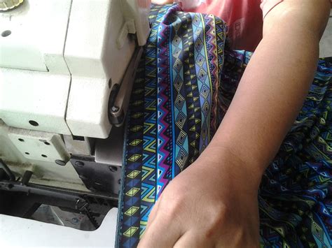 Pemborong Jahitan Pakaian Jahit Tepi Tudung Shawl Pelanggan Dari