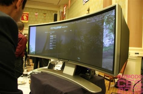 Alienware Shows Off Curved Monitor at CES | techPowerUp