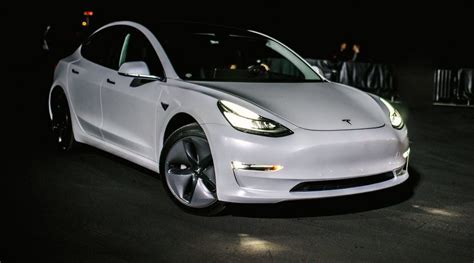 How To Remove Tesla Model 3 Aero Wheel Covers