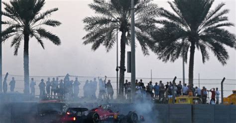 Sainz A Muro Danni Alla Ferrari In FP2 Ad Abu Dhabi