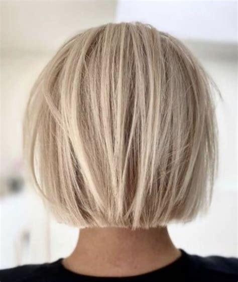 35 Sleek And Chic Bob Hairstyles Dirty Blonde Blunt Bob Artofit