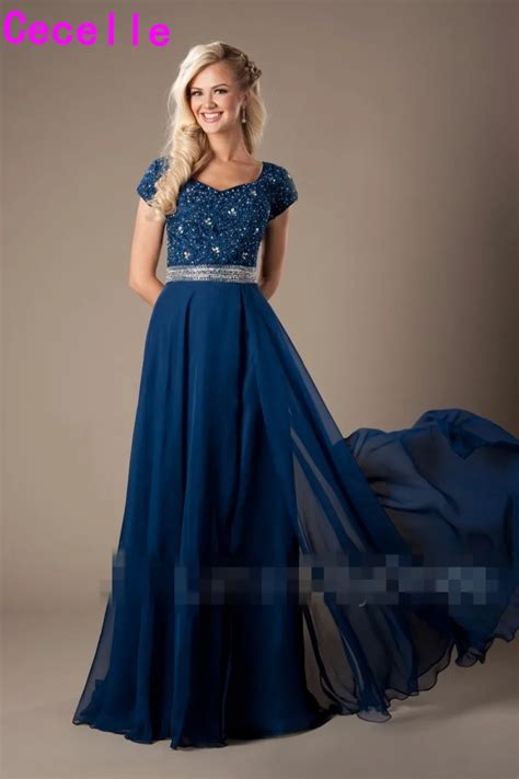 2018 Blue Lace Chiffon Modest Prom Dresses With Cap Sleeves Beaded Sexy Split Long Evening Party