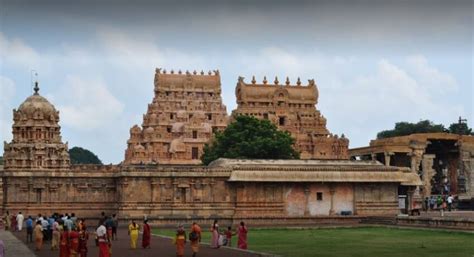 Brihadeeswarar Temple - History, Architecture, Timings - Vihara Darshani