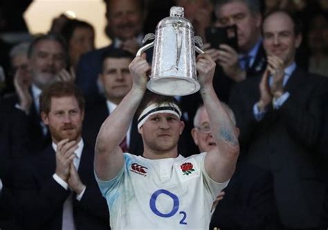 England retained their Six Nations title and equalled New Zealand's ...