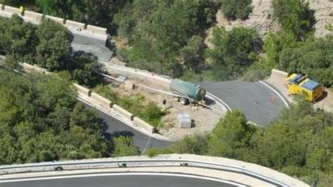 Dos Muertos En Un Accidente Laboral En Arcos De Las Salinas Teruel