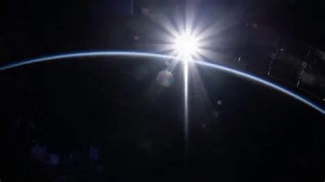 Cómo Se Ve El Amanecer Desde El Espacio Bbc News Mundo