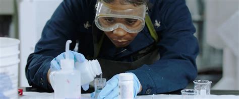 Find Careers in the U.S. Navy | Navy.com