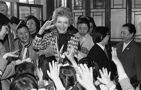 1984年美国总统里根访华 被何震撼手机凤凰网