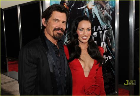 Megan Fox Red Hot At Jonah Hex Premiere Photo 2459608 Megan Fox Photos Just Jared