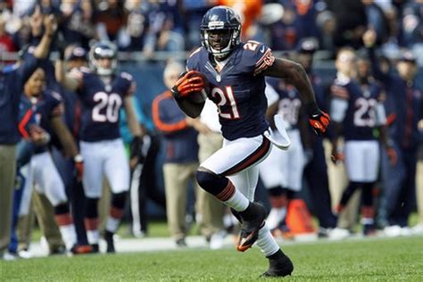 Former Bears safety Major Wright signs with Tampa Bay