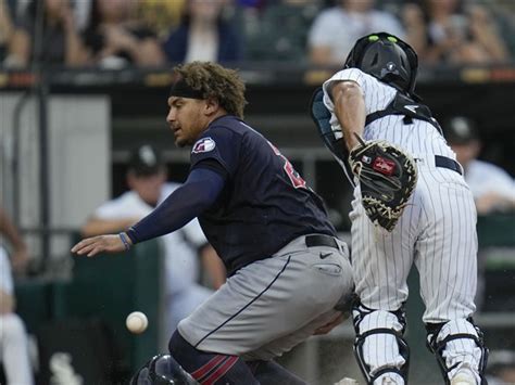 Naylor Bibee Help Guardians Beat White Sox 6 3 The Blade