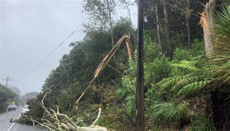 Nz Weather What You Need To Know As Cyclone Gabrielle Lashes New