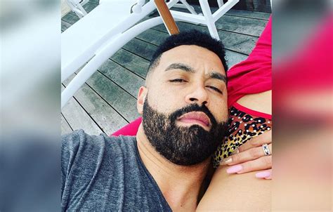 Apollo Nida Posts Raunchy Photos Of His Fiancee