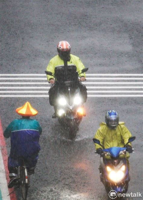 快訊》午後對流來了！氣象局：14縣市大雨特報 新頭殼 Line Today