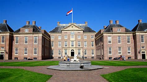 Visit Paleis Het Loo Palace in Apeldoorn, Netherlands