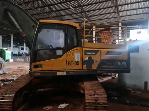 ESCAVADEIRA VOLVO EC 250 DL ANO 2018 Brasilverdemaquinas Br