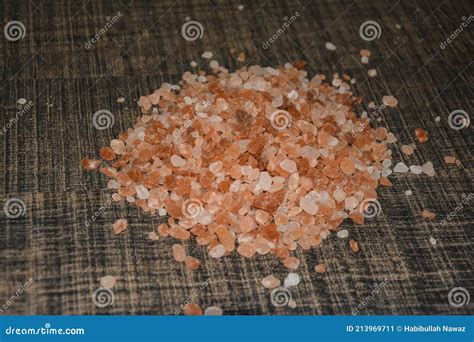 Granular 5mm Himalayan Pink Salt Stock Image Image Of Bright