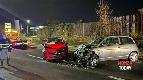 Auto Contromano Sulla Milano Meda Incidente Bollate Novembre