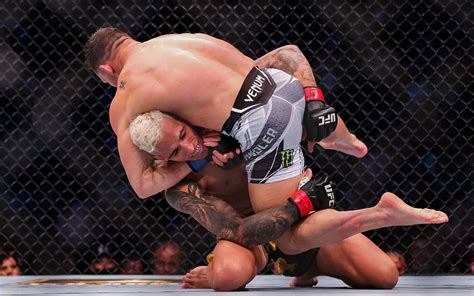 Has Charles Oliveira ever been submitted in the UFC?