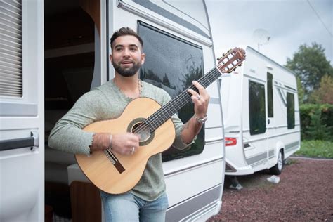 Kendji Girac Confidences Sur Sa Compagne Si Discr Te Parismatch Be