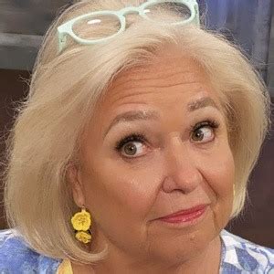 Nancy Fuller - Age, Family, Bio | Famous Birthdays