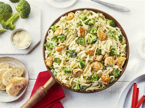 Poulet Et Brocoli Alfredo