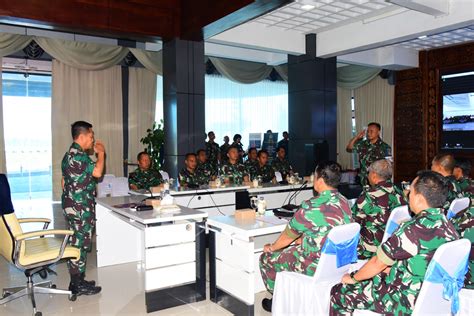 Galeri Foto Laksamana Muda Tni Agus Hariadi Buka Latihan