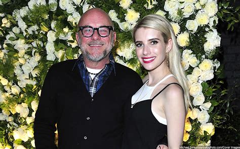 Eric Roberts Gushes Over Daughter Emma Roberts Im Proud Of Her