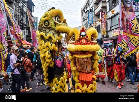 Movimientos rítmicos fotografías e imágenes de alta resolución Alamy