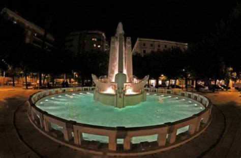 Fontana Delle Ancore Sabato Sar Finalmente Riaccesa Senza Colonne