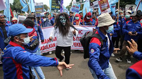 Buruh Usul Ump Naik Idealkah Bisnis Liputan