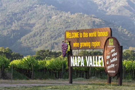 Top 10 Best Napa Valley Wineries | Napa valley wineries, Best wineries ...