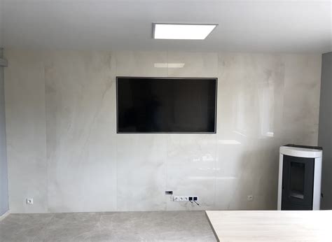 Tv Wand Aus Laminam Onice Bianco Franko Steinwelt