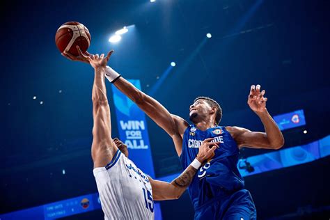 O Que É Ressaltos No Basquete - Edy Tavares lidera as estatísticas de ressaltos no Mundial de Basquetebol