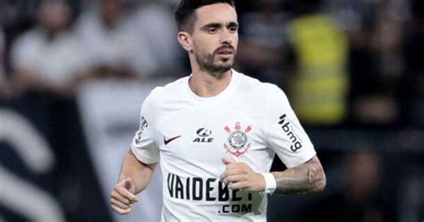 Igor Coronado Do Corinthians Pode Jogar Contra O Juventude