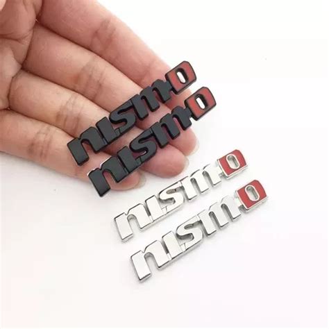 Par Emblemas Insignias Nismo Nissan Para Laterales Cuotas Sin Inter S