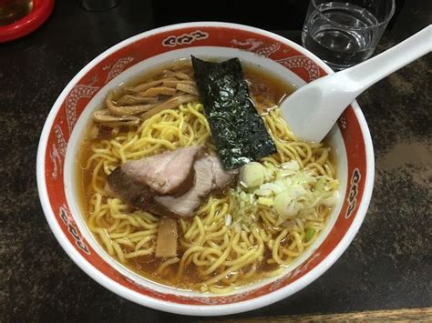 『中華そば大盛り』中華そば マルナカのレビュー ラーメンデータベース